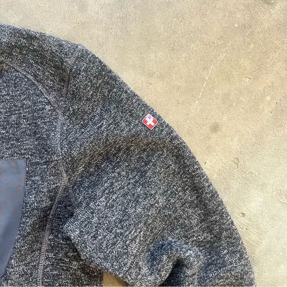 Men’s Swiss Tech Fleece Gray and Red Jacket size Medium - Picture 6 of 6